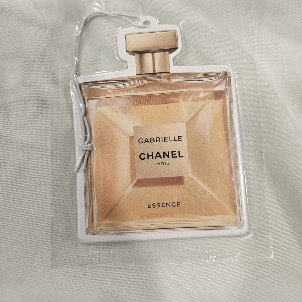 CHANEL Gabrielle Essence Hanging Fragrance Card